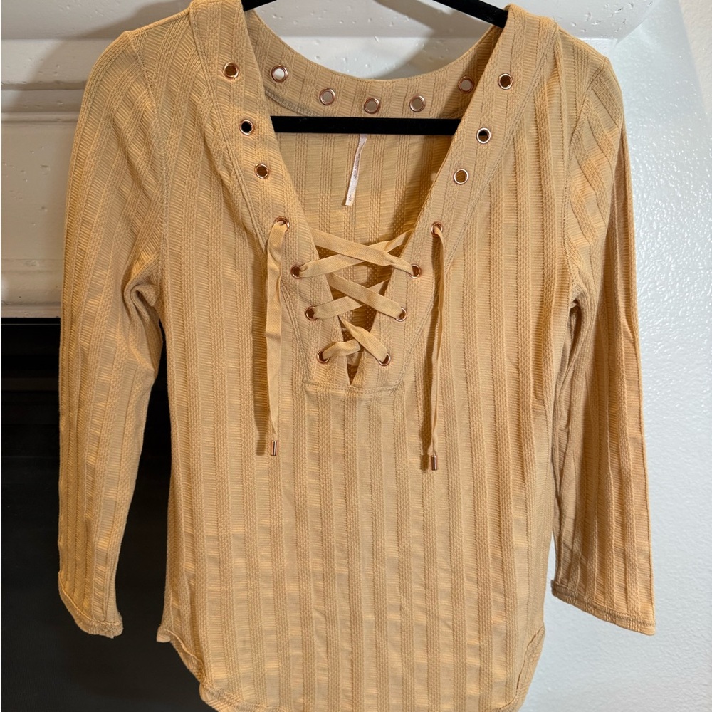 Free People NWOT Ice Cold Top Lace-Up Ribbed Quarter Long Sleeve Top - Sun Fade
